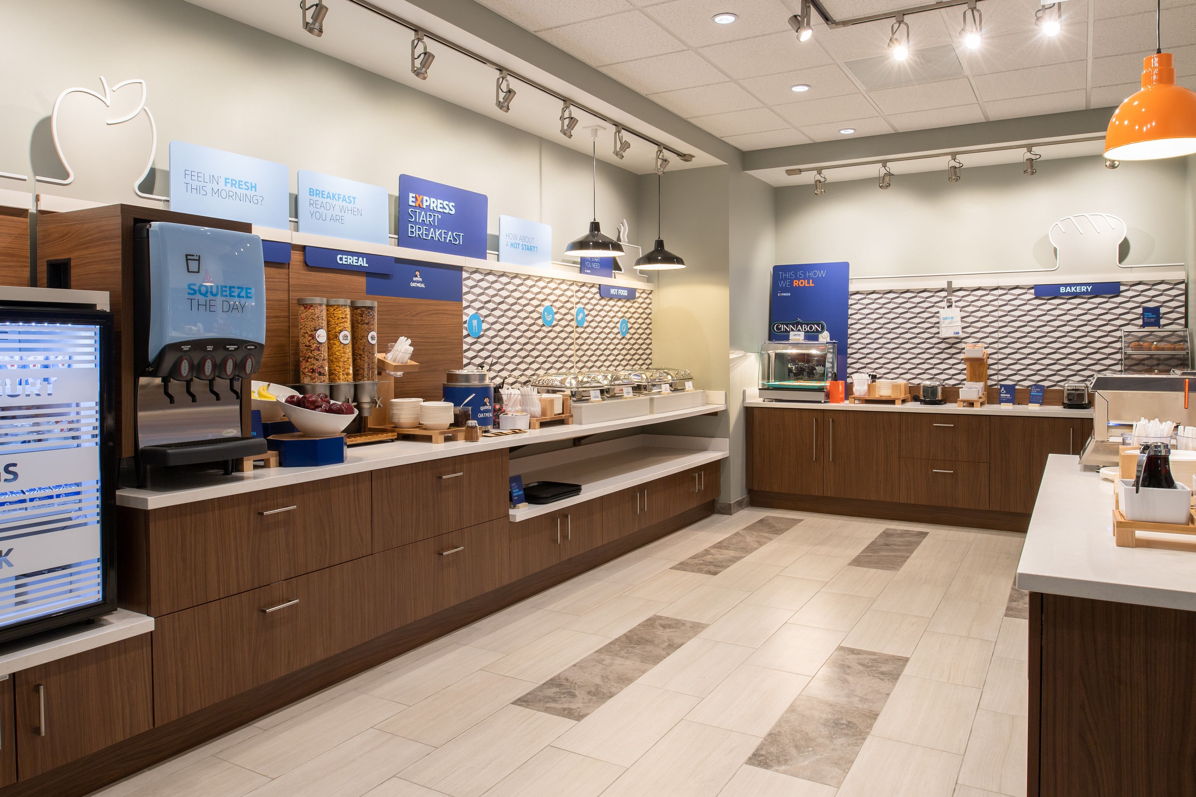 free daily full breakfast