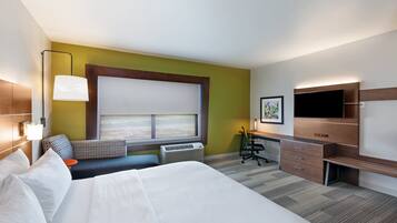 1 غرفة نوم وأسرّة بطبقة علوية مريحة ومكتب ومساحة عمل للكمبيوتر المحمول