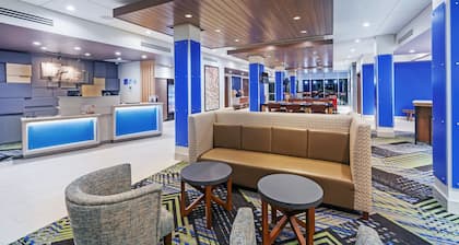 Holiday Inn Express & Suites Chanute by IHG