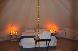 Luxury Tent, 1 Queen Bed, Beachfront | Rollaway beds - Glamping Monterrico (Chiquimulilla)