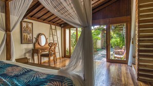 Exclusive Villa, 3 Bedrooms, Private Pool (House of Emerald) | In-room safe, laptop workspace, blackout drapes, soundproofing - Breezy Point Villas (Nusa Dua)