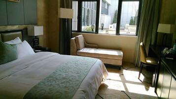 Minibar, in-room safe, desk, blackout curtains