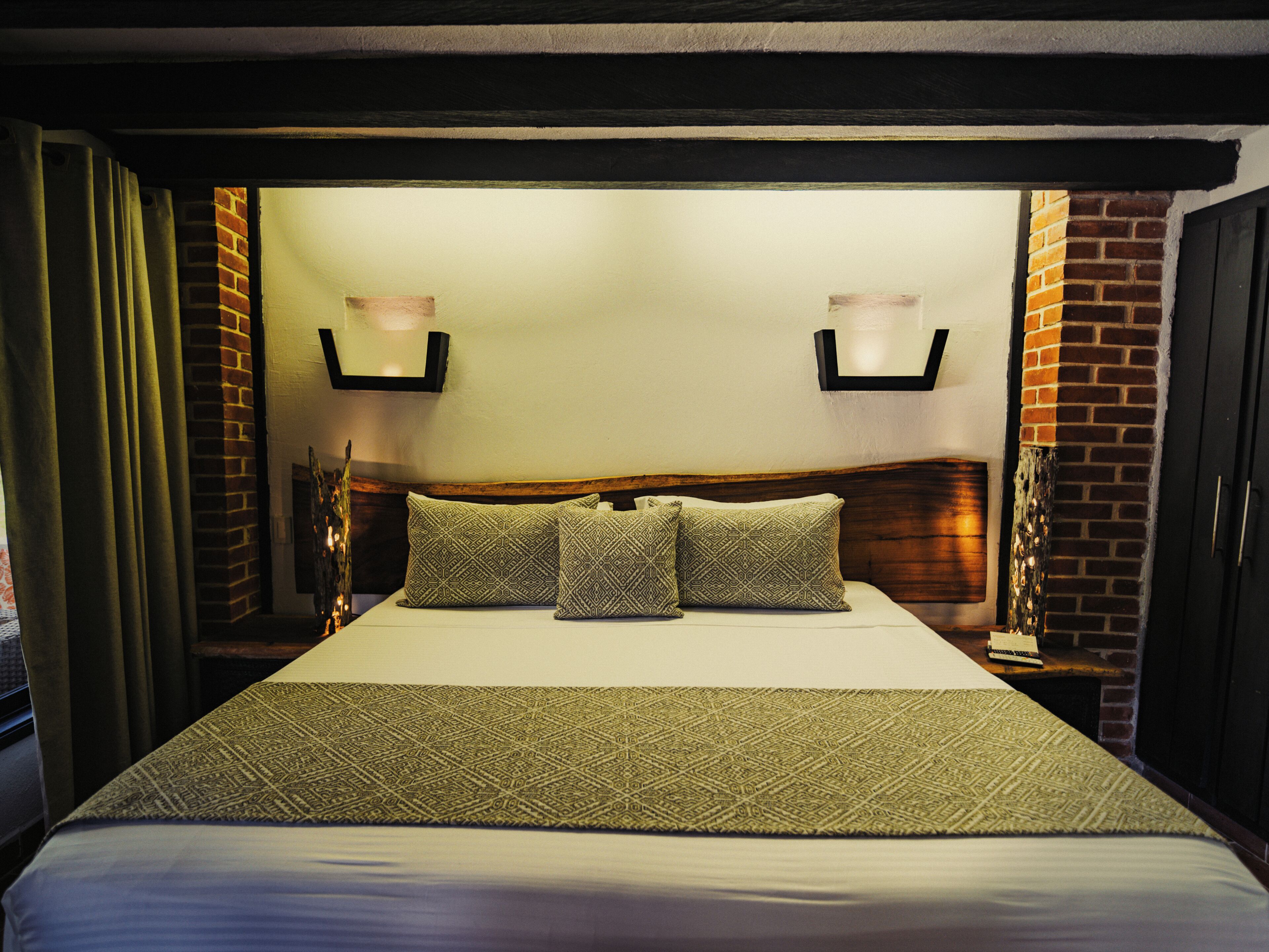 Suite, Terrace, River View | Premium bedding, Select Comfort beds, minibar, in-room safe
