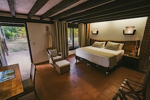 Junior Suite, Terrace | 1 bedroom, minibar, in-room safe, blackout drapes
