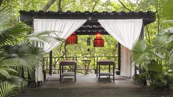 Outdoor treatment areas, massages