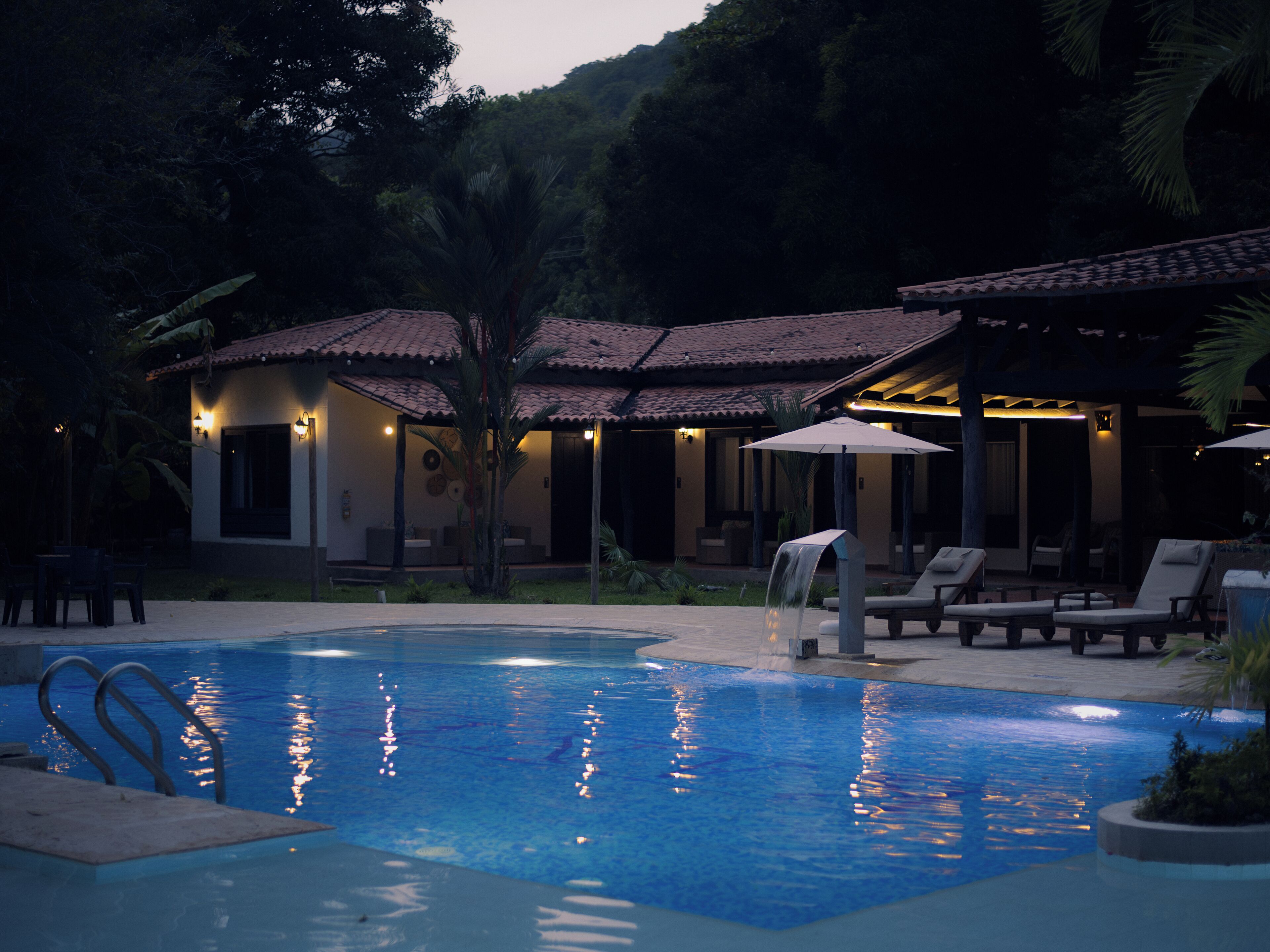 Televisión de pantalla plana