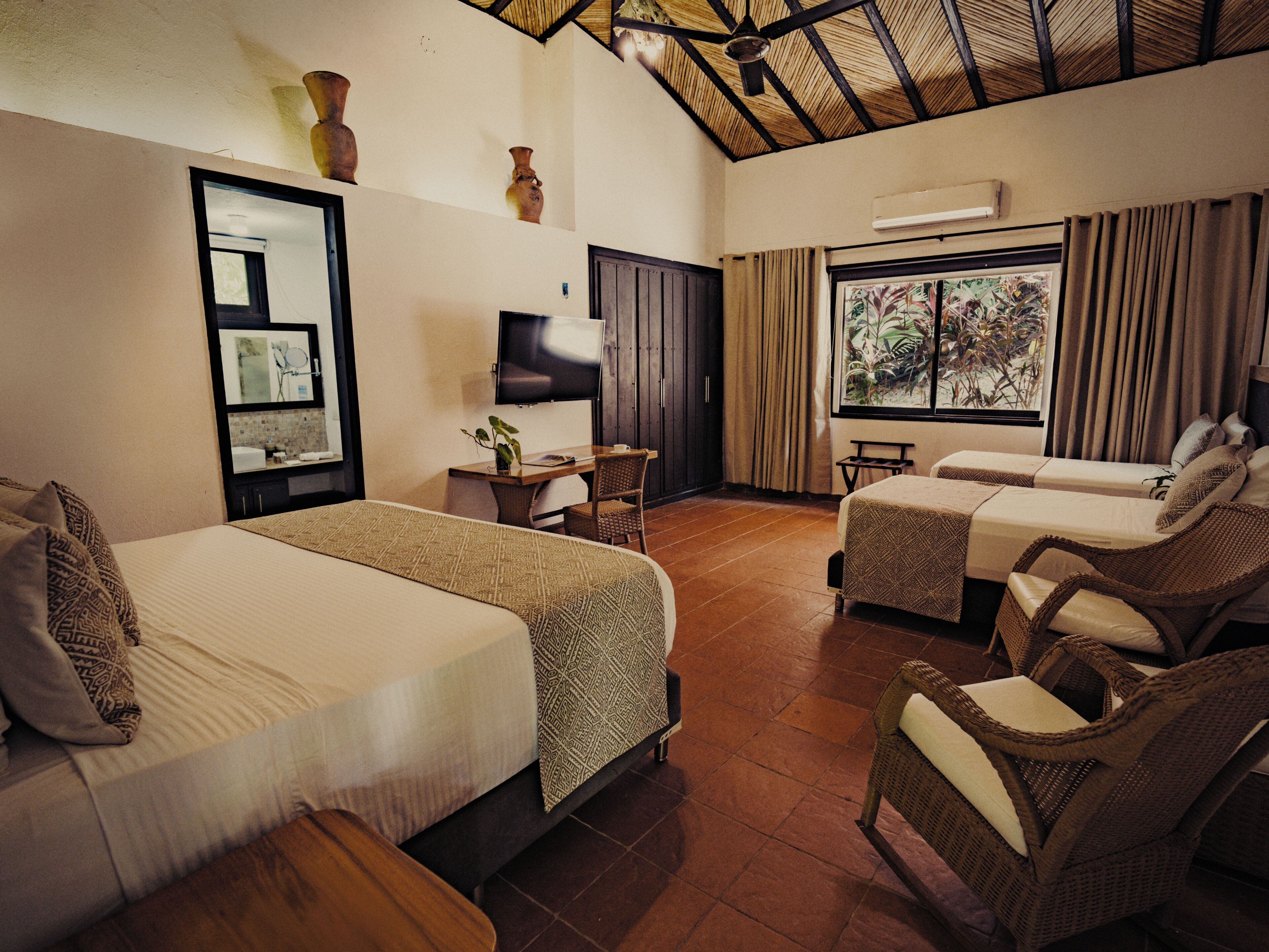 Chambre Familiale | Literie de qualité supérieure, matelas Select Comfort, minibar