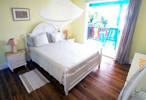 Double Room, 1 Double Bed, Ocean View | In-room safe, free WiFi, bed sheets