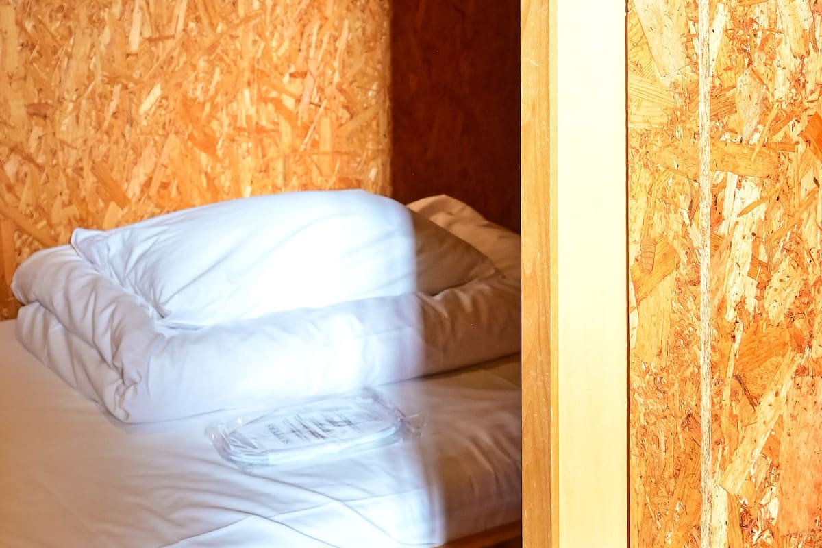 Wifi gratis y ropa de cama