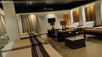 頂級客房 | 1 間睡房、書桌、隔音、熨斗/熨衫板