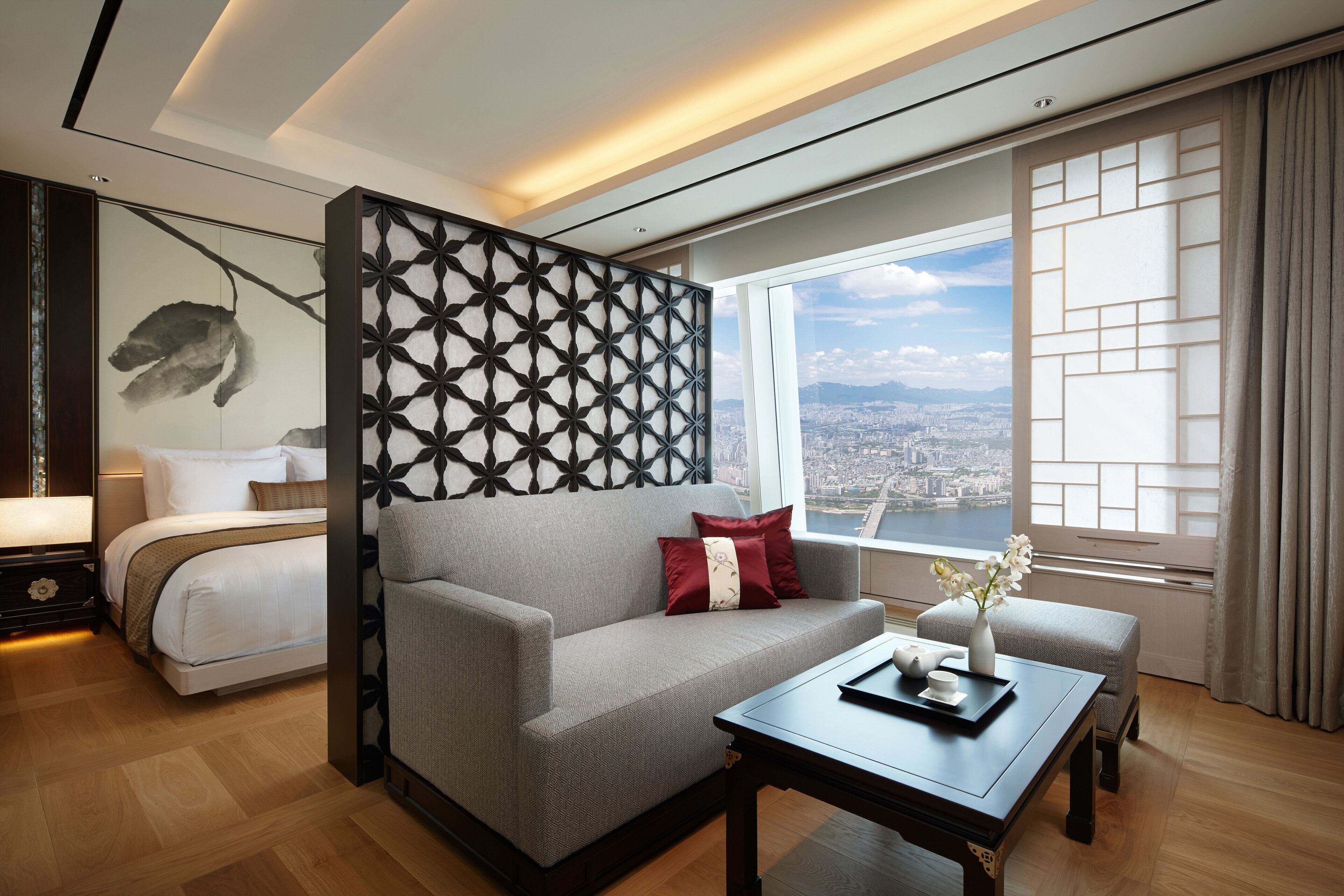 Ropa de cama de alta calidad, minibar, caja fuerte y escritorio