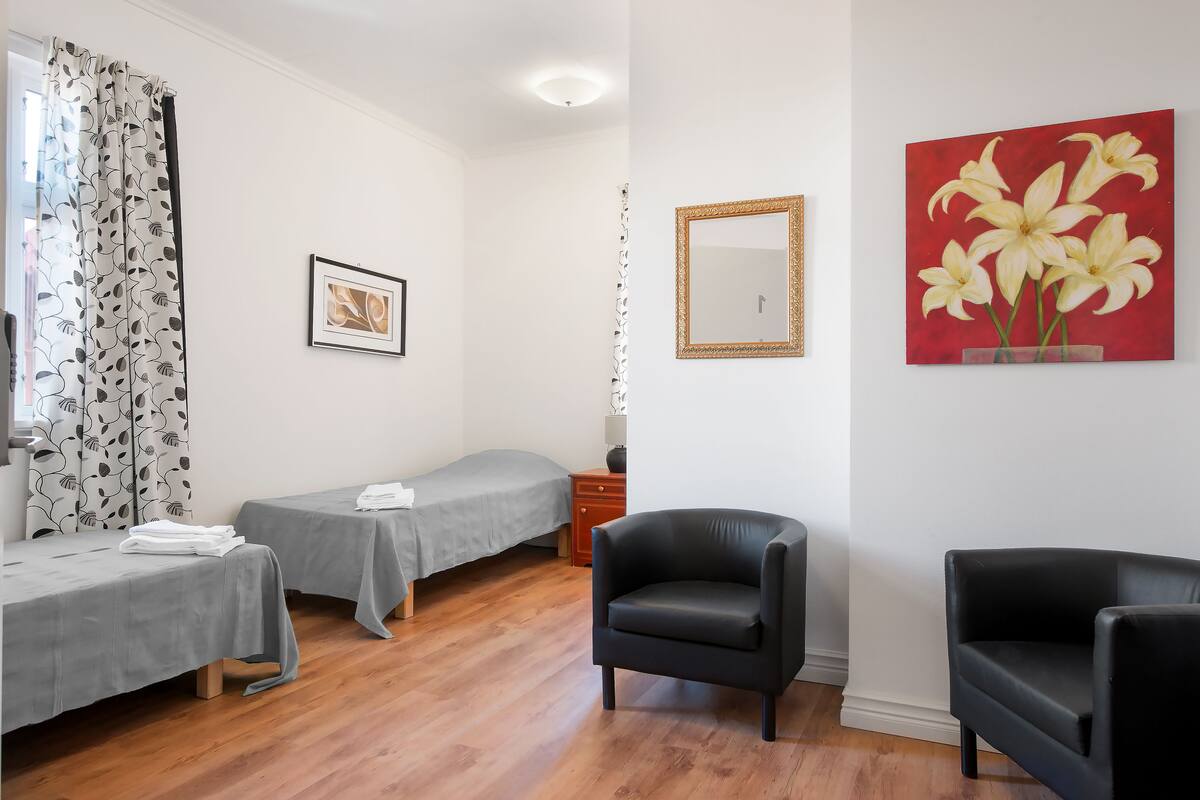 Basic Double Room, 2 Single Beds, Courtyard Area | Individually decorated, individually furnished, free WiFi, bed sheets