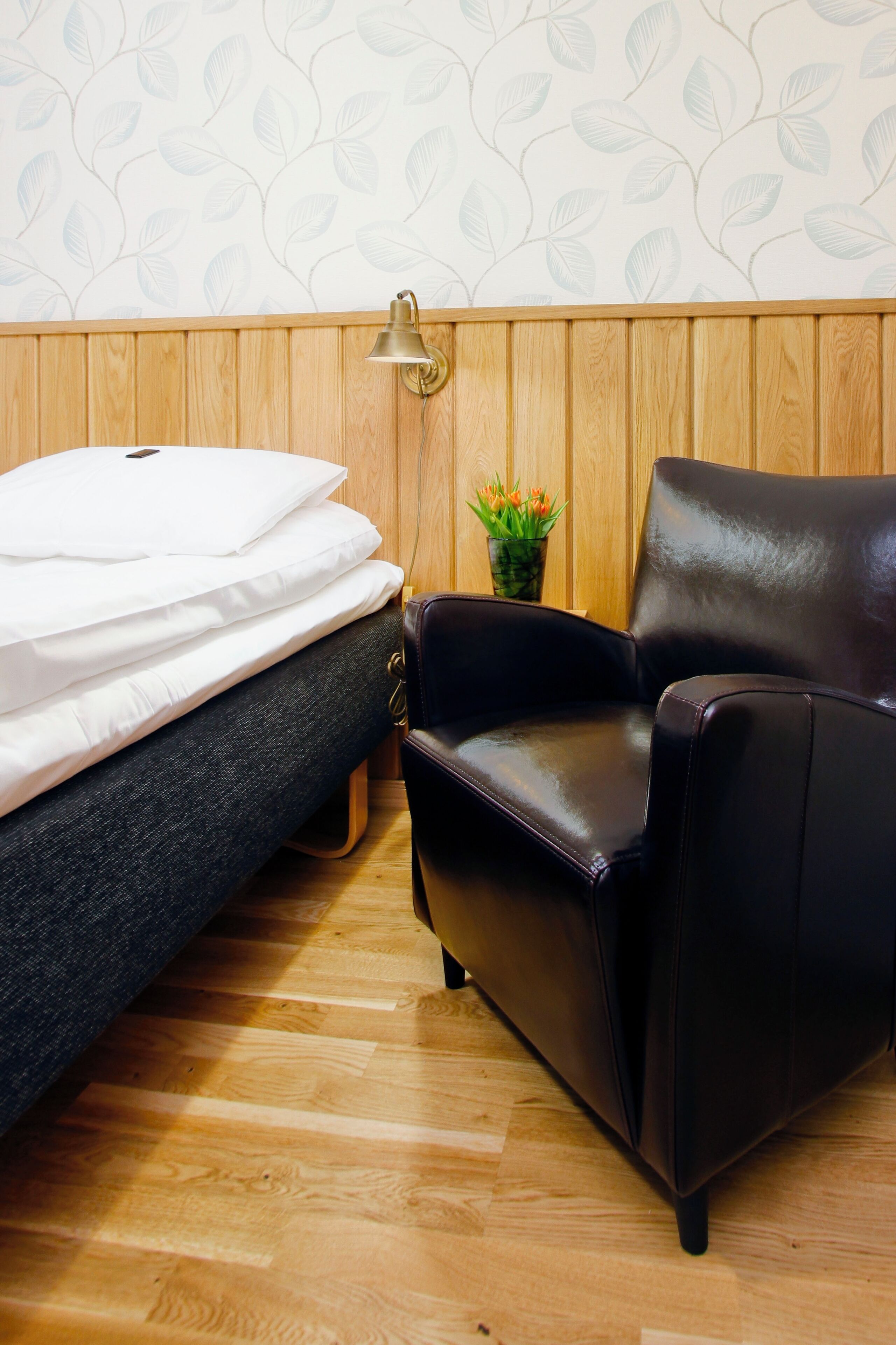 economy double room | 1 bedroom, desk, blackout curtains, soundproofing