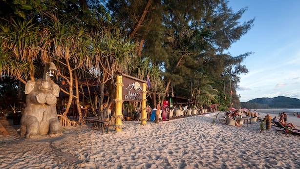 On the beach - Bamboo Bungalows (Ranong)