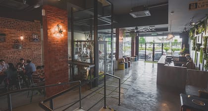V3 Hotel & Residence Seri Alam