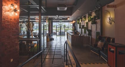 V3 Hotel & Residence Seri Alam