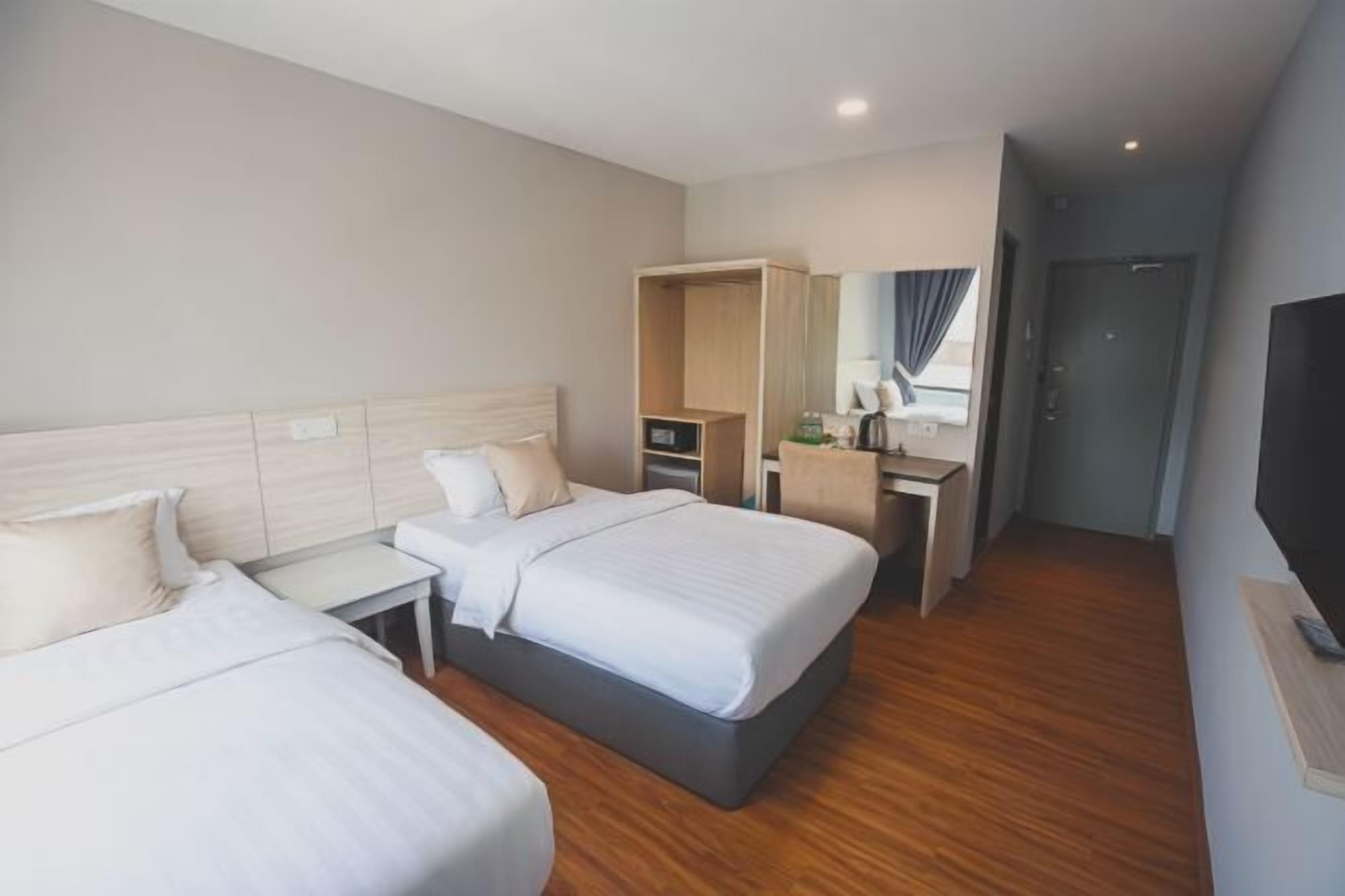 Desk, free WiFi, bed sheets