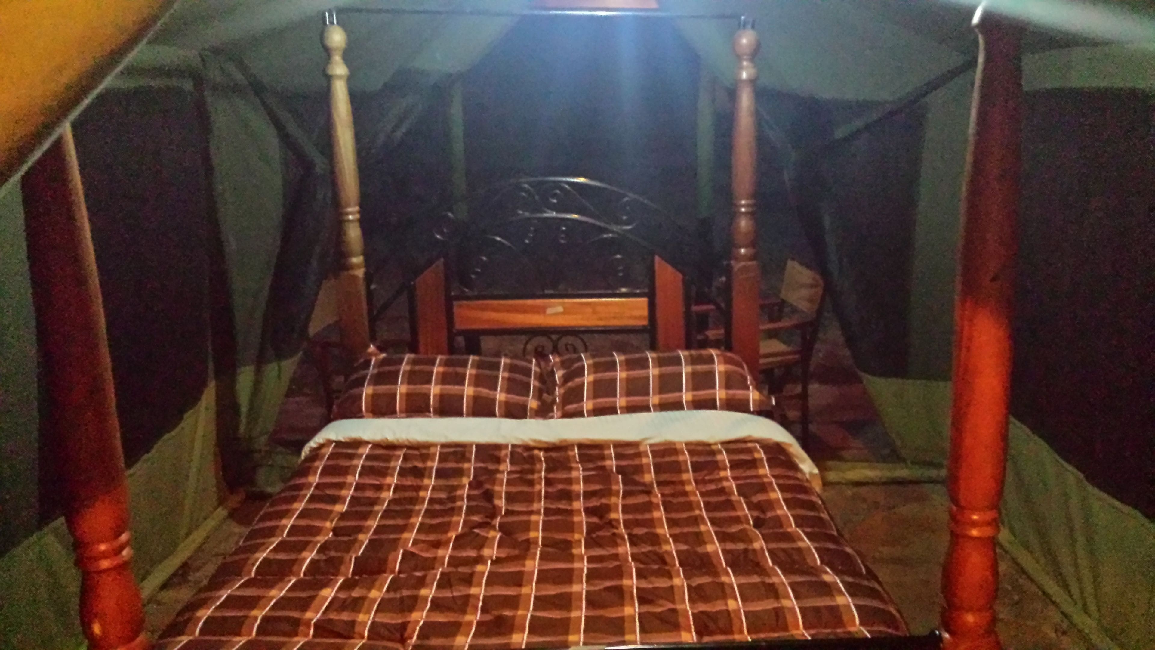 Coffres-forts dans les chambres, bureau