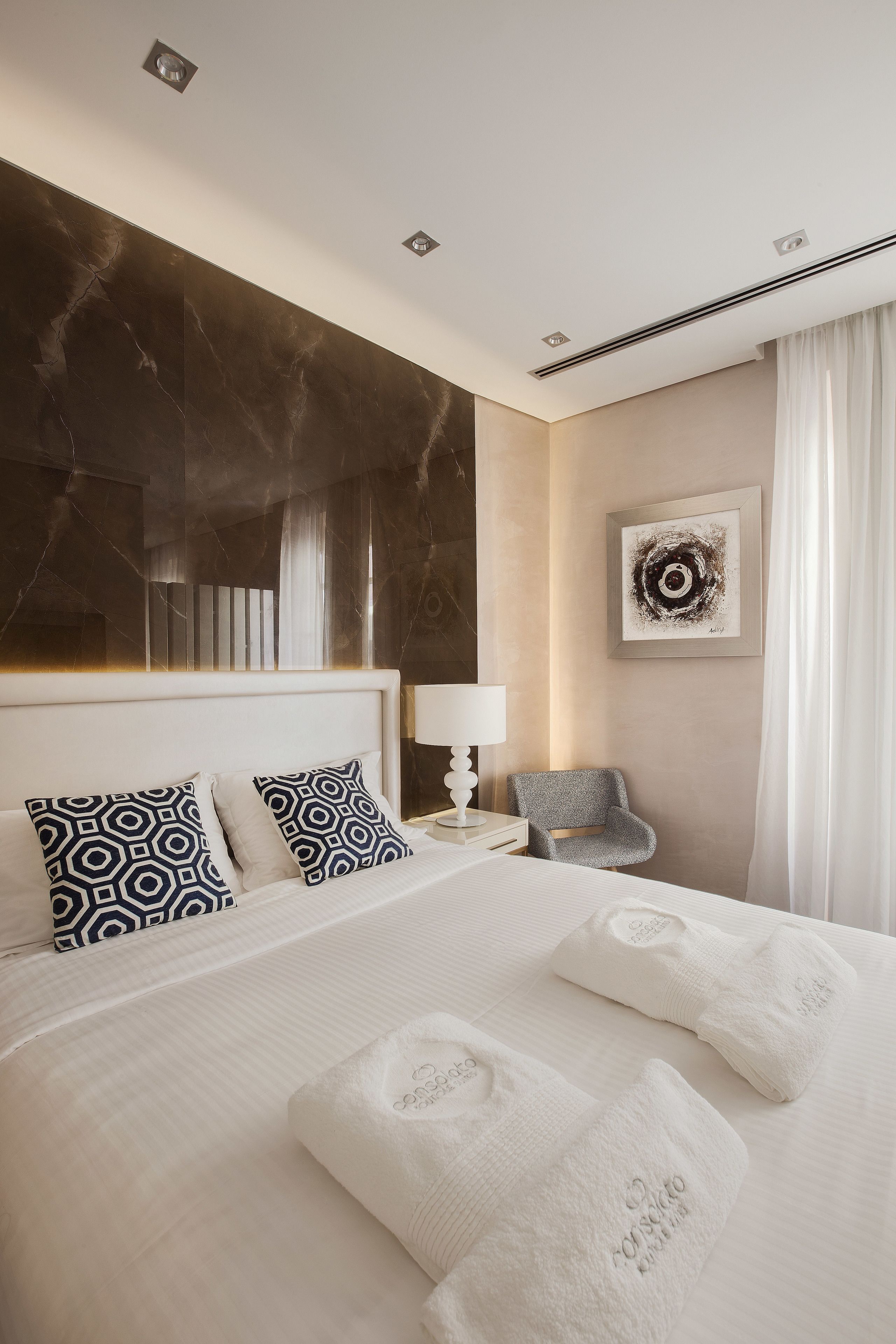 Photo - Consolato Boutique