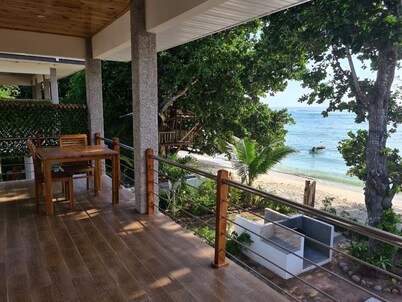 La Digue Luxury Beach Bungalow Spa & Gym