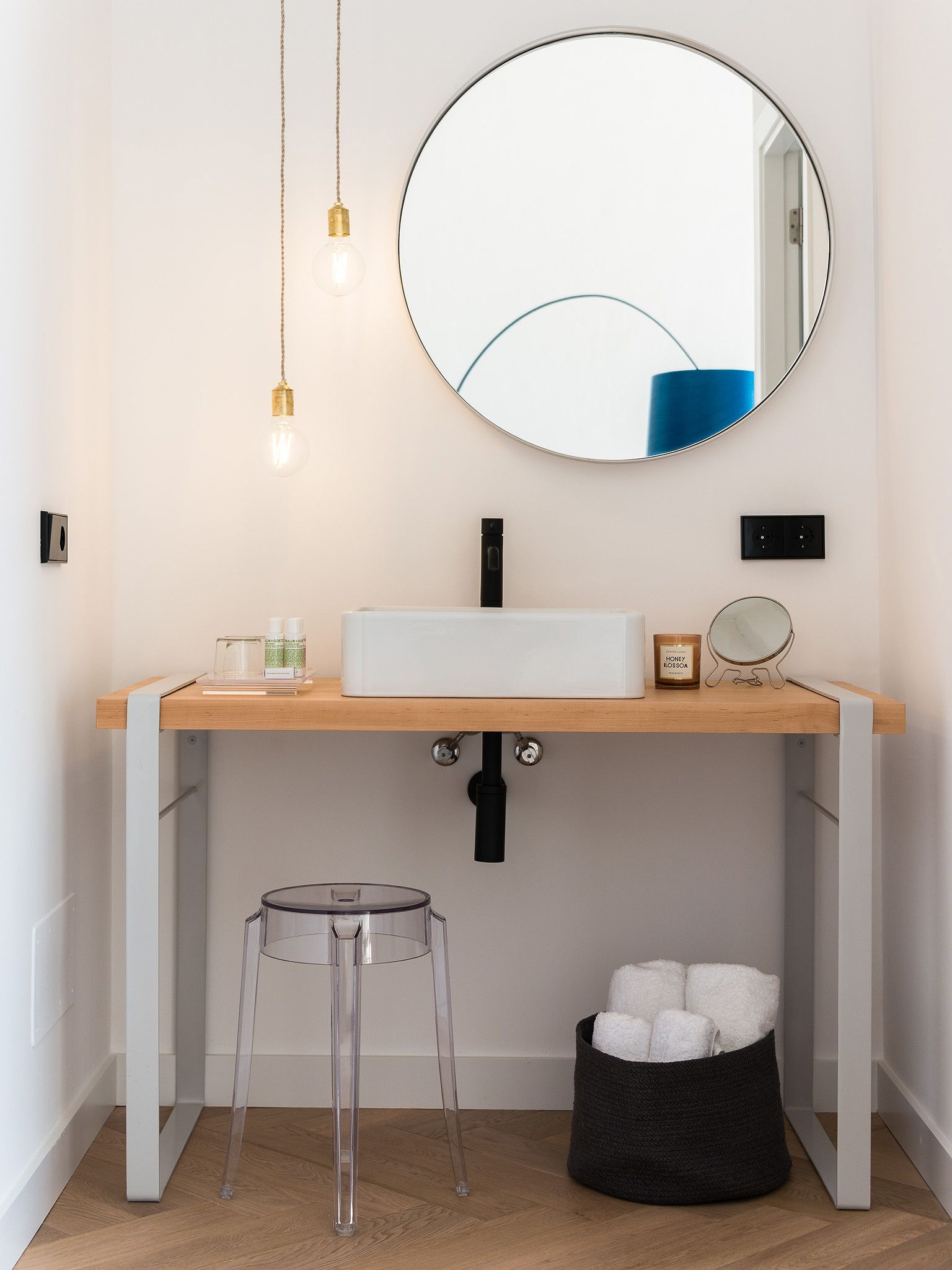 suite | 1 bedroom, minibar, desk, soundproofing