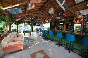 Bar (in der Unterkunft)