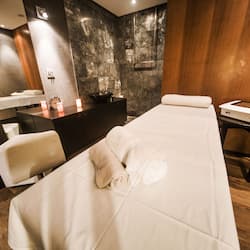 Sauna, steam room, body treatments, body wraps, body scrubs, facials