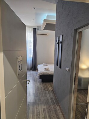 Comfort Double Room | Premium bedding, desk, blackout drapes, iron/ironing board - Central Park Residence (Belgrade)