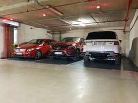 Estacionamiento: 15 por día