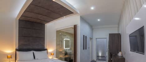 Special Offer - Double Room with Round Airport Transfer