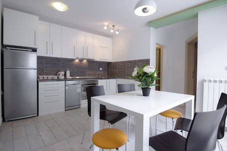 Duplex Two-Bedroom Apartment with Terrace | Private kitchen