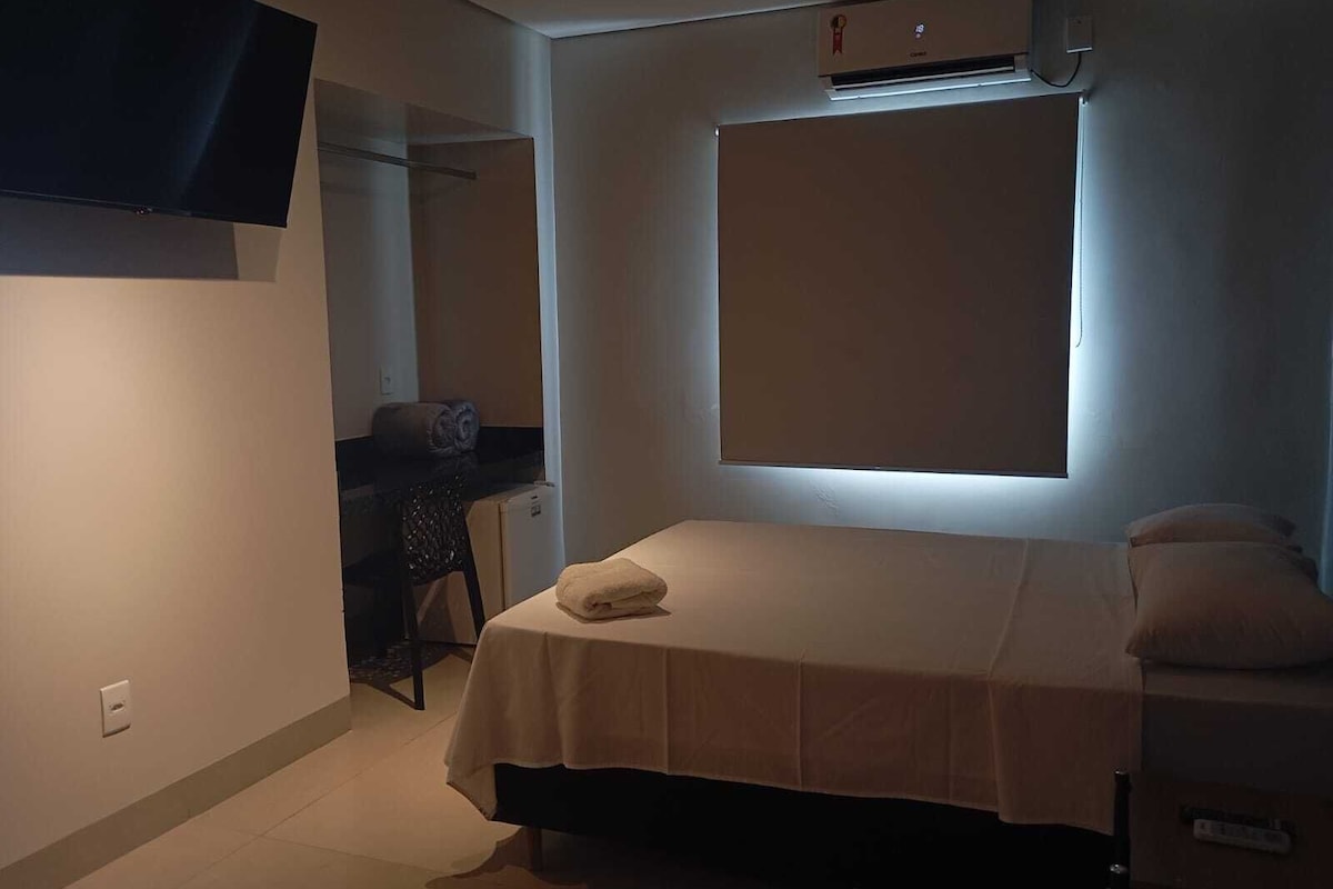 Standard Single Room | Minibar, blackout curtains, free WiFi, bed sheets