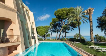 Hôtel Club Port La Galère