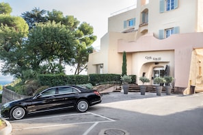 Parcheggio non assistito gratuito