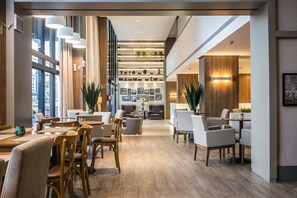 Lobby - Tri Hotel Premium Criciuma (Criciuma)