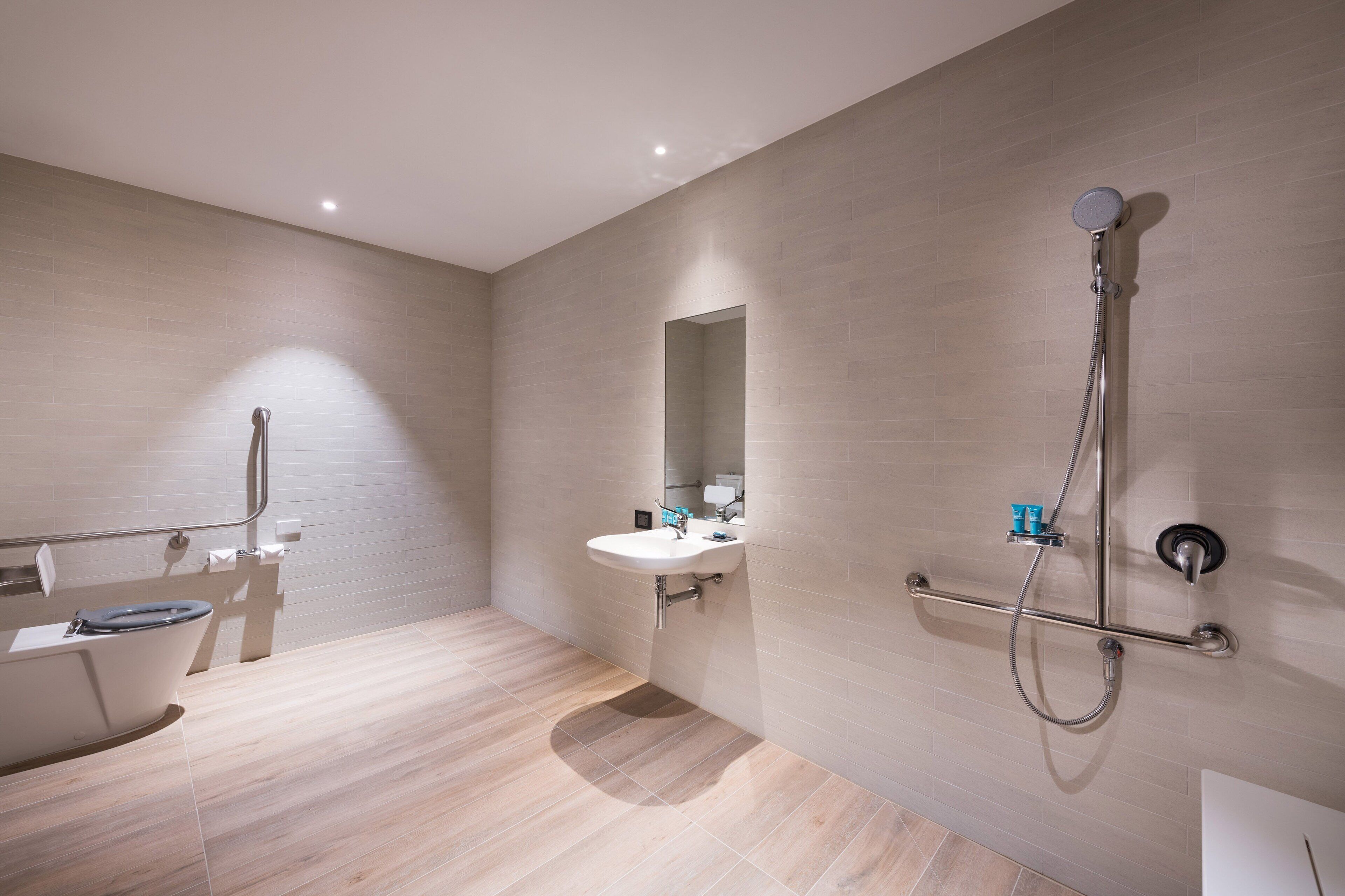 aloft, room, 1 king bed, non smoking | bathroom | shower, rainfall showerhead, free toiletries, hair dryer