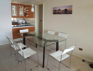 Family Apartment, 2 Bedrooms, Terrace | In-room dining