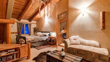 Premium House, 3 Bedrooms, Hill View, Mountainside | 1 bedroom, premium bedding, iron/ironing board