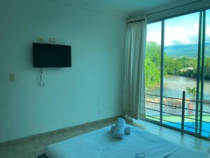 Free WiFi - Hotel La Cascada Cristalina (Melgar)