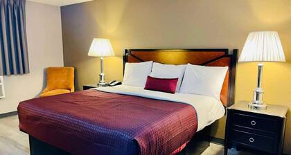 Super 8 by Wyndham Benton Harbor - St. Joseph