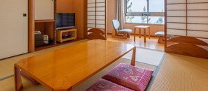 传统客房, 无烟房, 公共浴室 | 免费 WiFi、床单