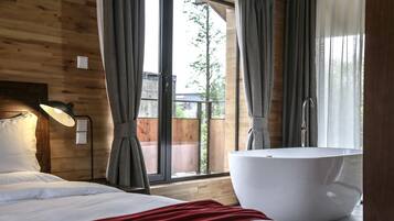 Luxury Double Room | Free cots/infant beds, free WiFi