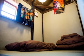 Japanese Style Room, Shared Bathroom | In-room safe, free WiFi, bed sheets - Dot Hostel Nagano (Nagano)