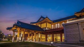 Front of property - evening/night