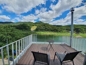 WhiteBirch | Terrace/patio