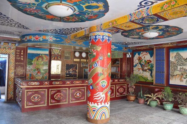 Lobby - Overseas Tibetan Hotel (Gannan Tibetan)