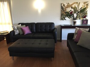 プレミアム ヴィラ 2 ベッドルーム ヴィンヤードビュー | リビング エリア | 薄型テレビ、暖炉