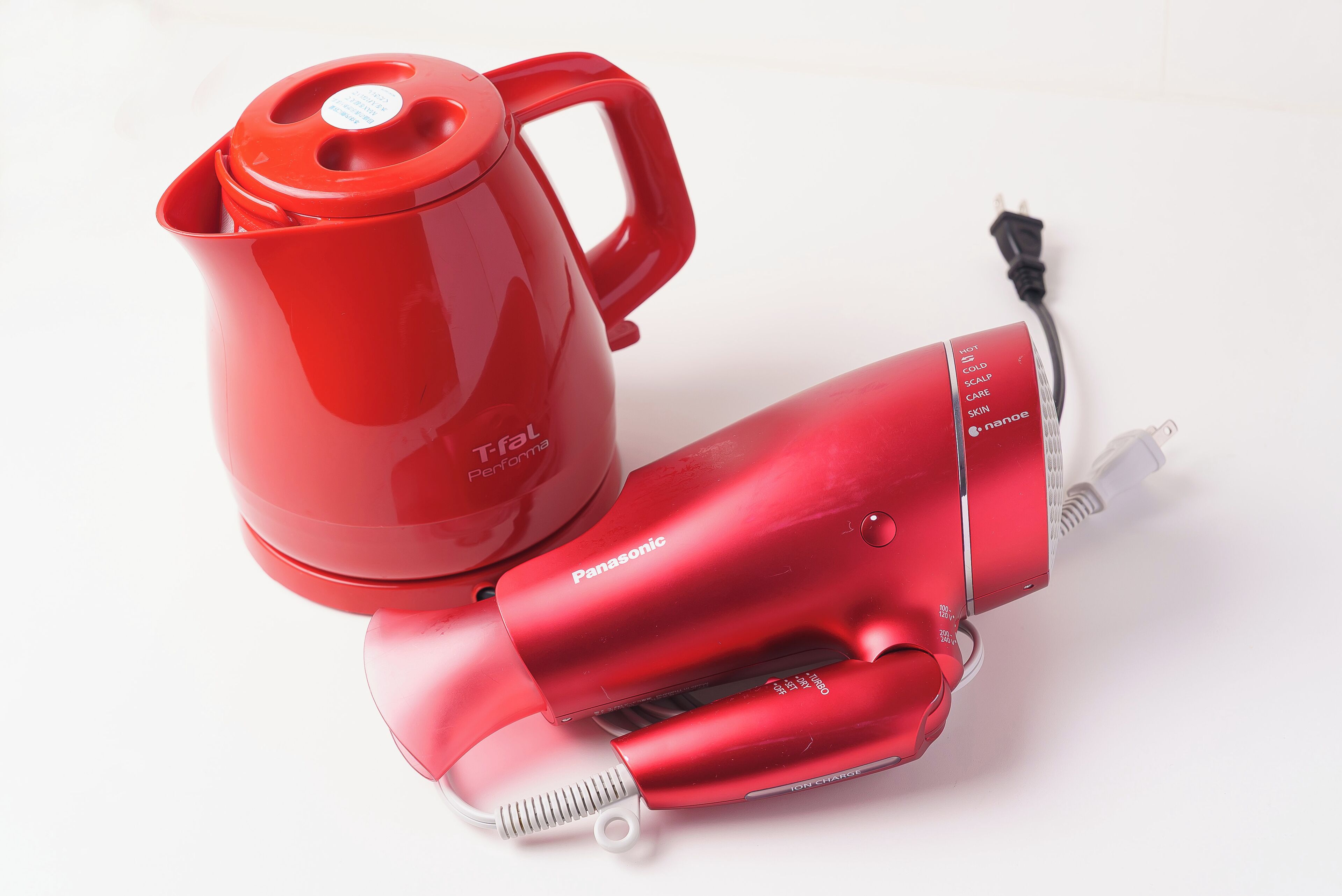 premium bedding, pillow-top beds, in-room safe, desk