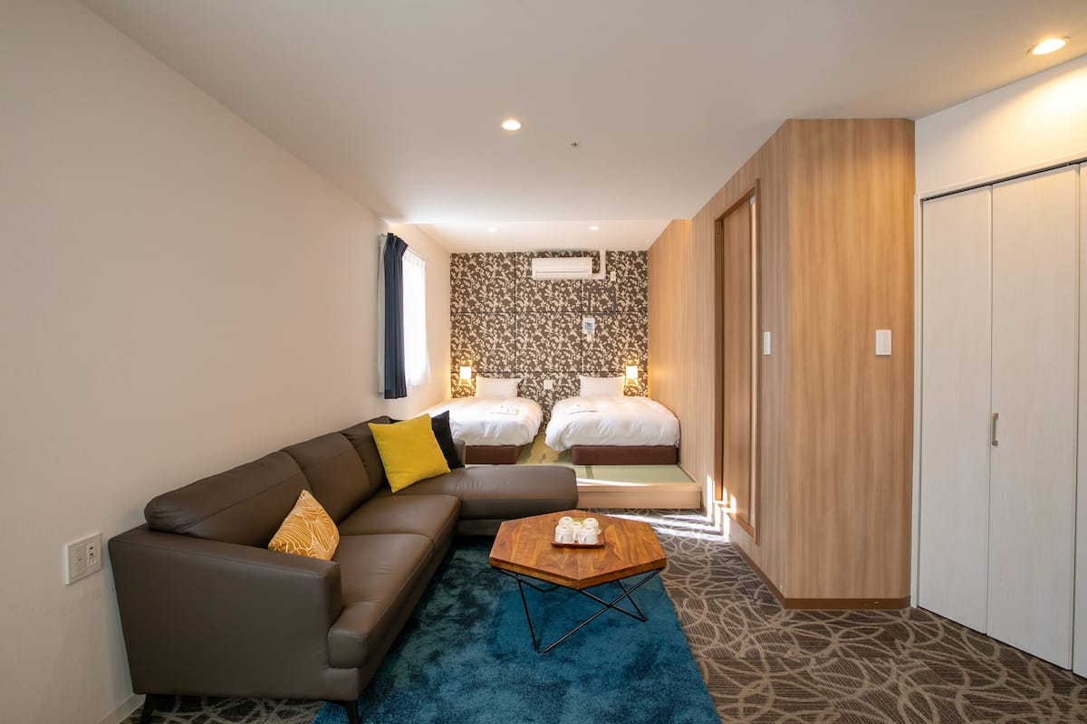 Premium Twin Room | Premium bedding, pillowtop beds, in-room safe, desk