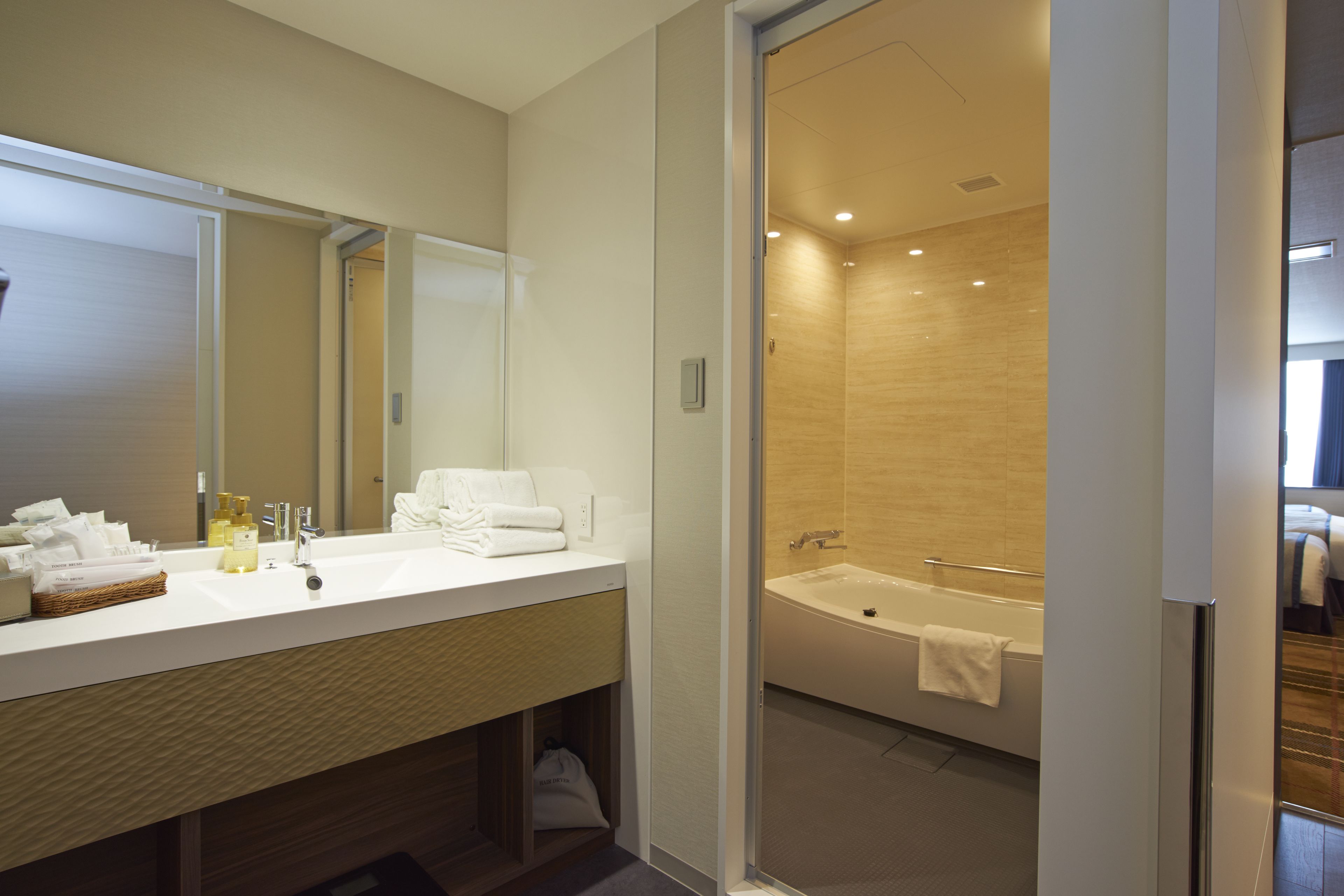 standard twin room for family, non smoking | bathroom | separate bathtub and shower, free toiletries, hair dryer, slippers